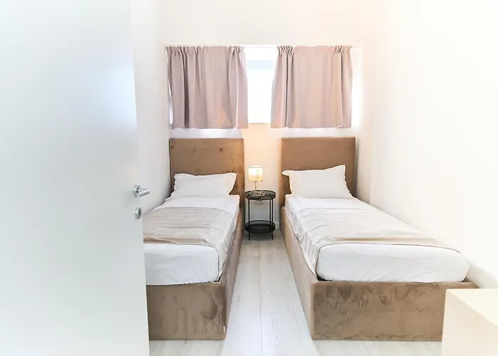 Lukas Apartment *