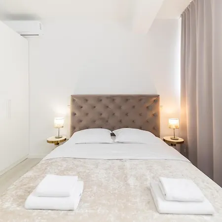 Apartament Lukas By Belmont Realty *